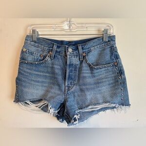 Levi’s 501 Embellished Distressed Cutoff‎ Denim Shorts Size 26